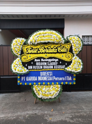 Papan Bunga Duka di Padasari